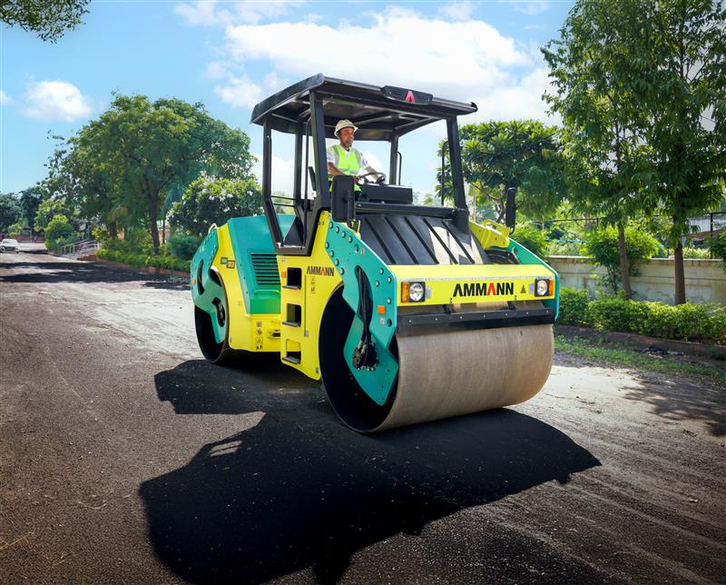 Ammann_ARX_90.2_Tandem_Roller_3_251015.jpg